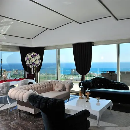 Lägenhet Nice With Shared Pools Near Beach And Center In Alanya Konaklı