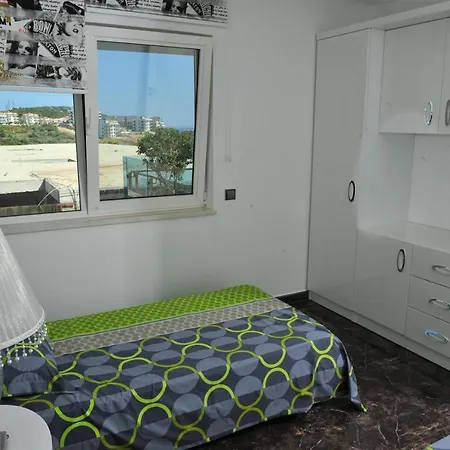 Nice With Shared Pools Near Beach And Center In Alanya