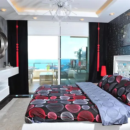 Nice With Shared Pools Near Beach And Center In Alanya Lägenhet Konaklı