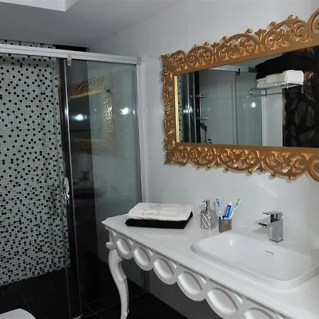 Nice With Shared Pools Near Beach And Center In Alanya Lägenhet